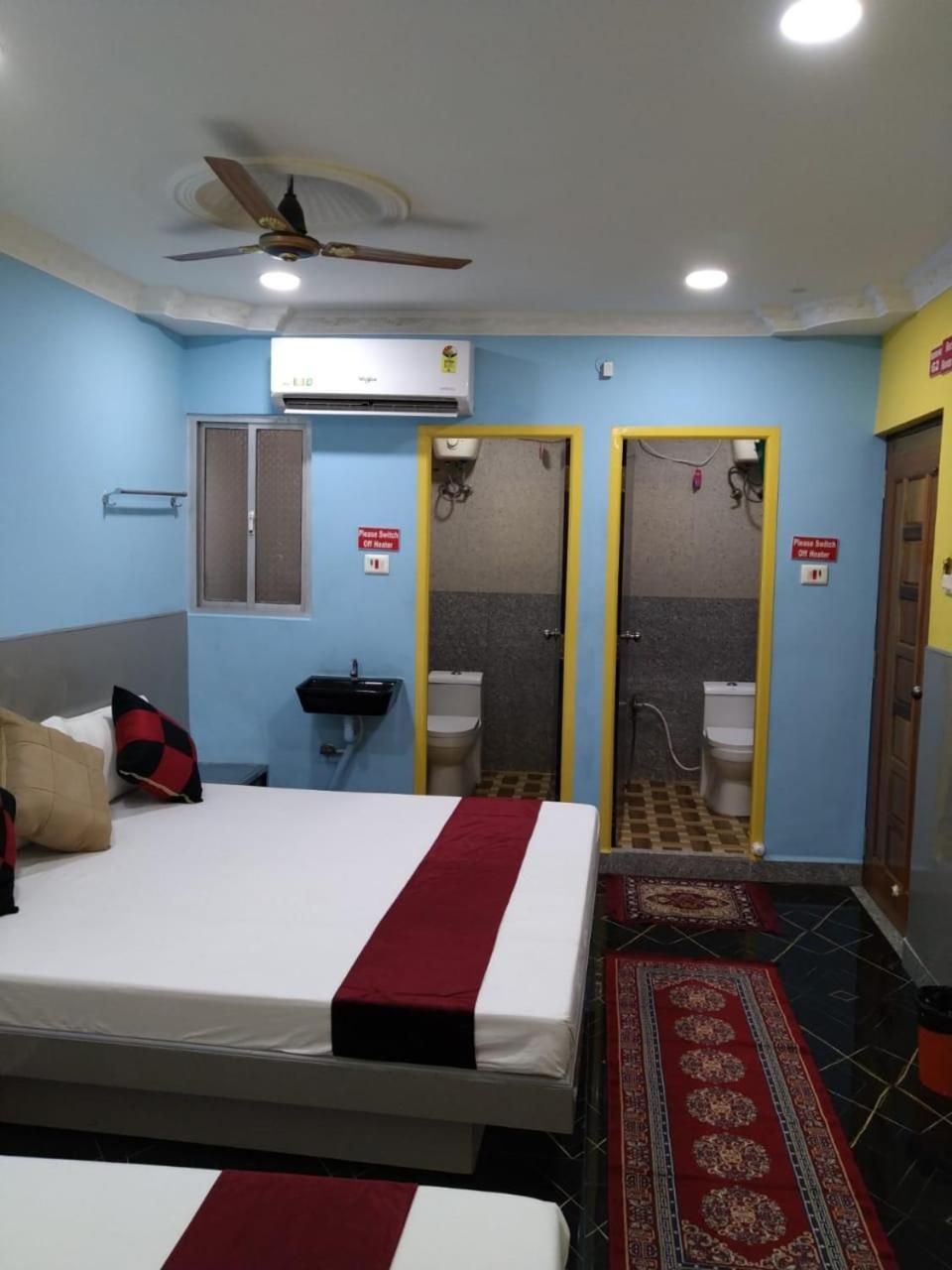 Deluxe Family Room