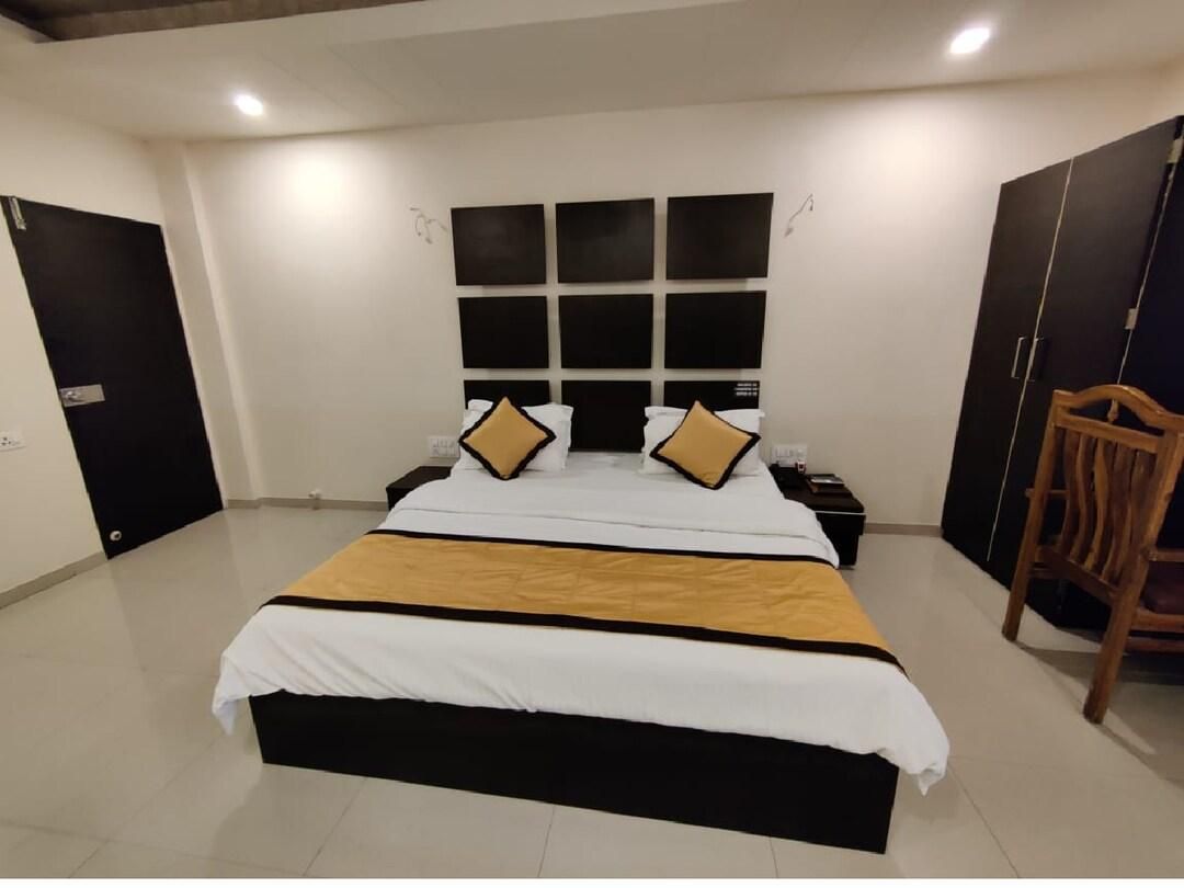 Hotel Krushna Inn Deluxe Room AC 3