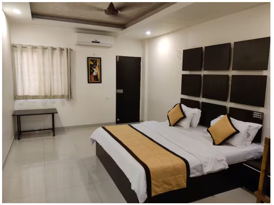 Hotel Krushna Inn Deluxe Room AC 2