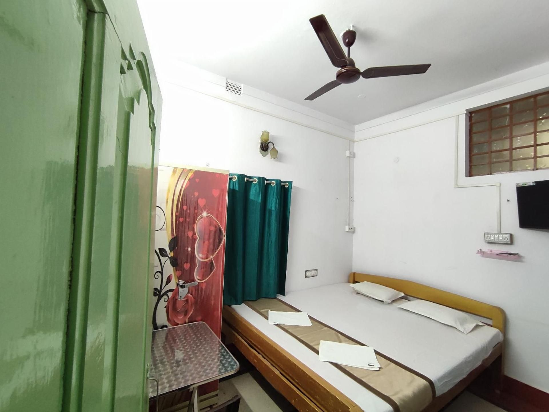 Green Palace Guest House Standard 2