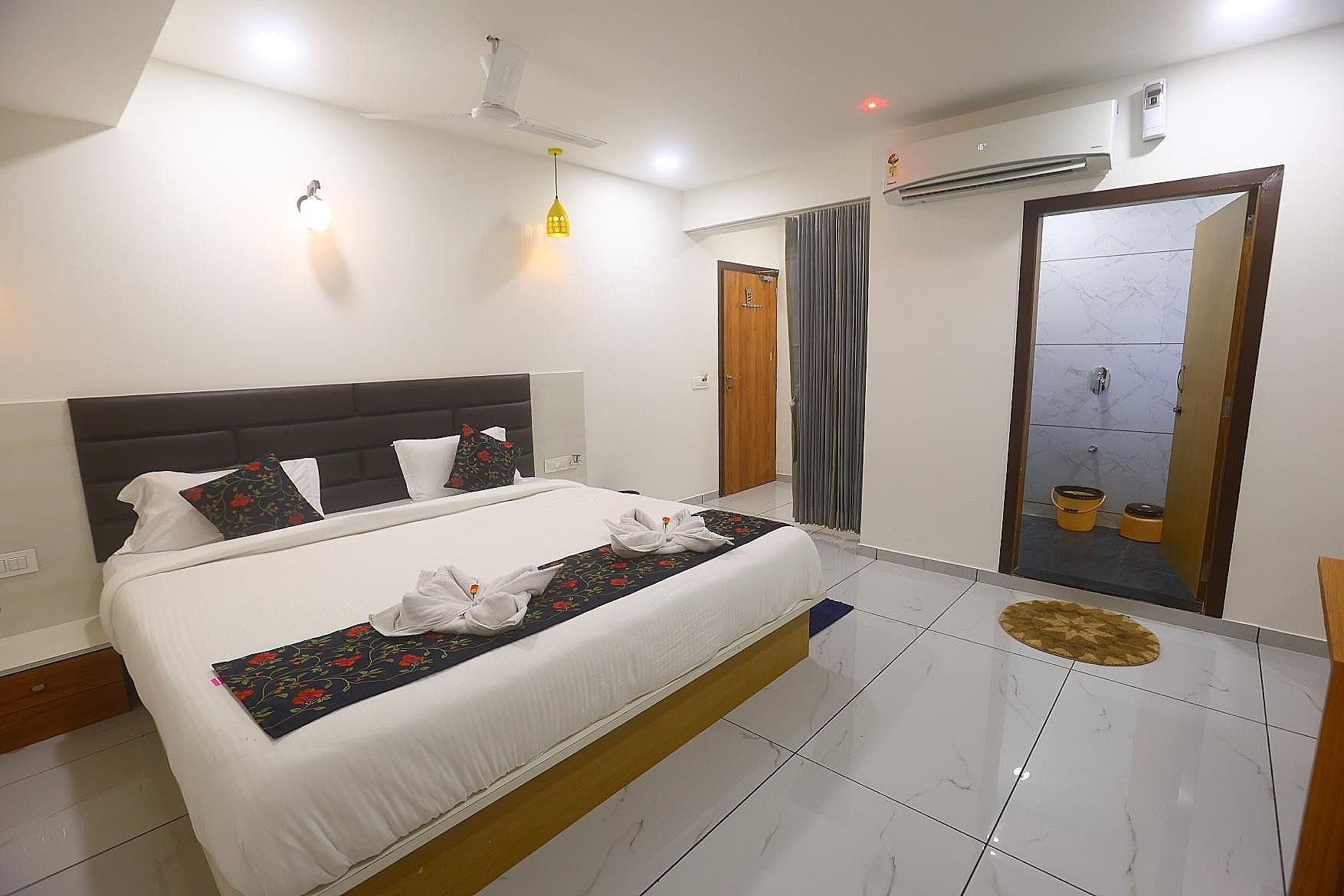 HOTEL RIVA PALACE Super Deluxe Room