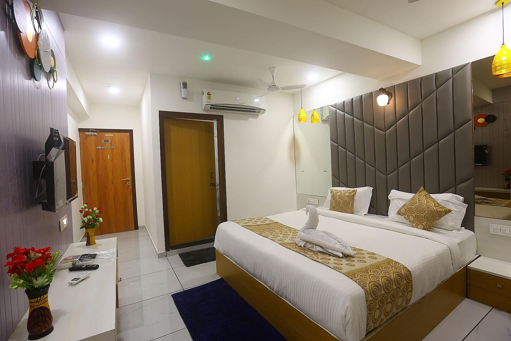 HOTEL RIVA PALACE Super Deluxe Room 8