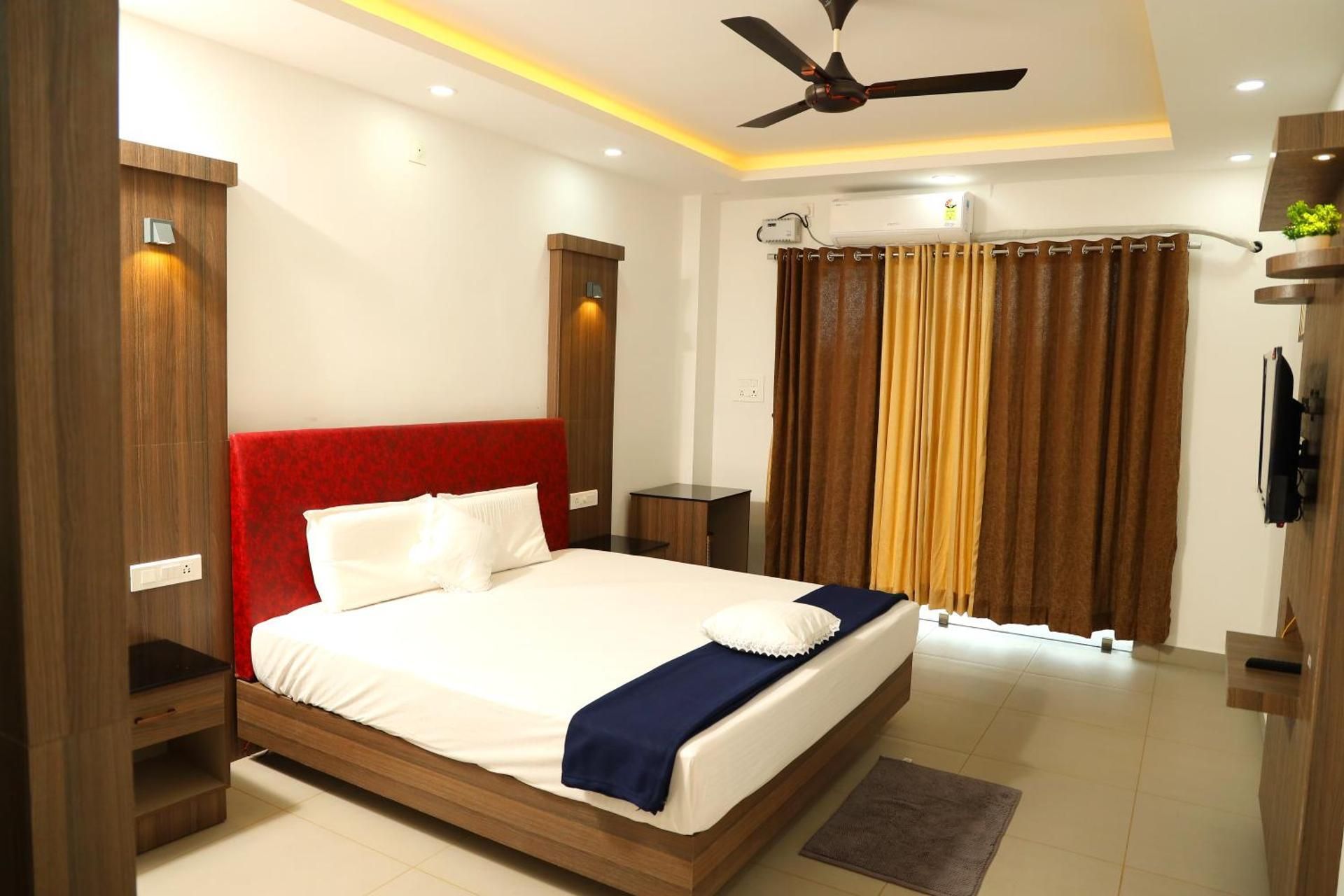 Triple Room with Balcony