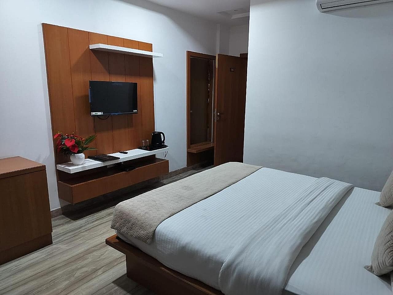 Deluxe Suite