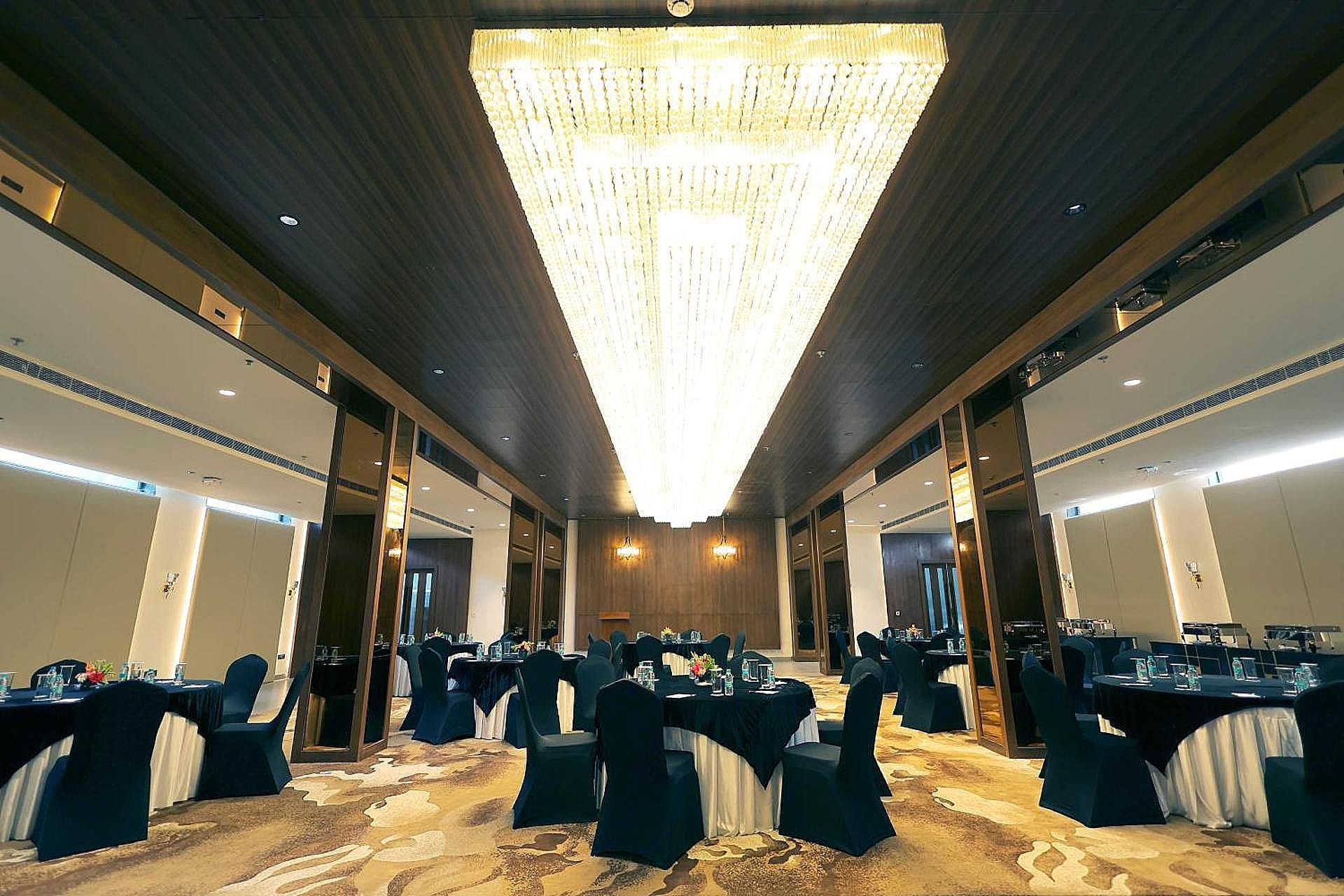 Banquet hall