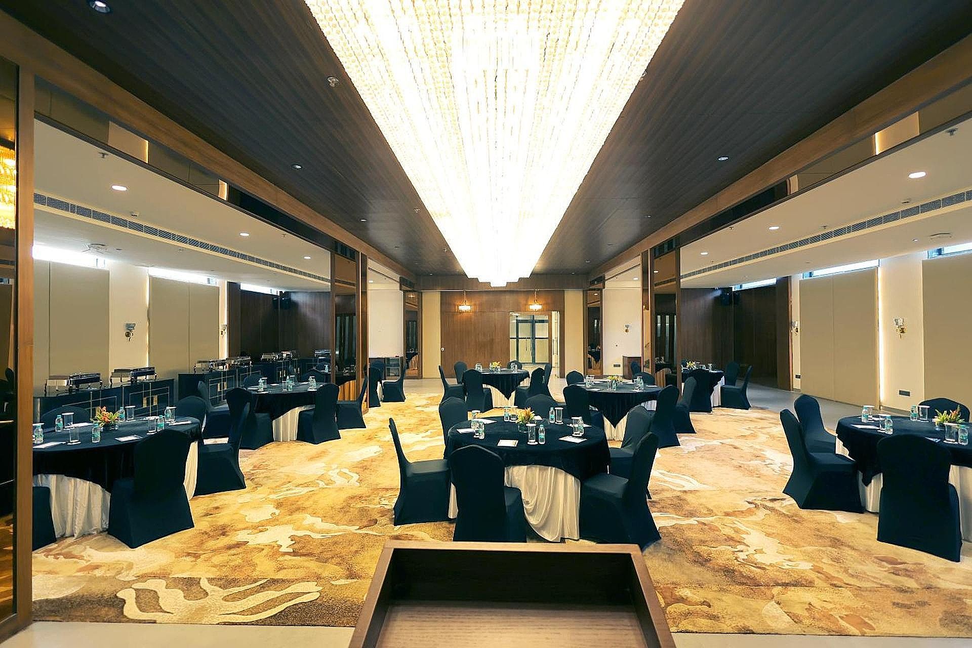 Banquet hall