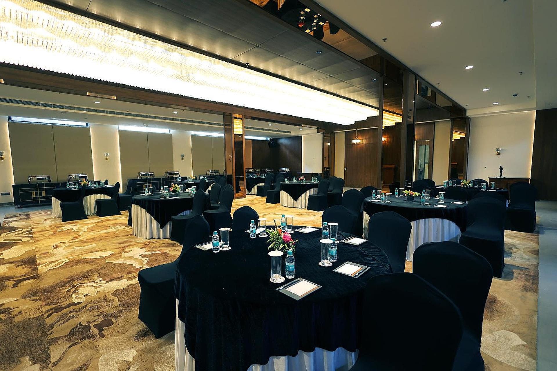 Banquet hall
