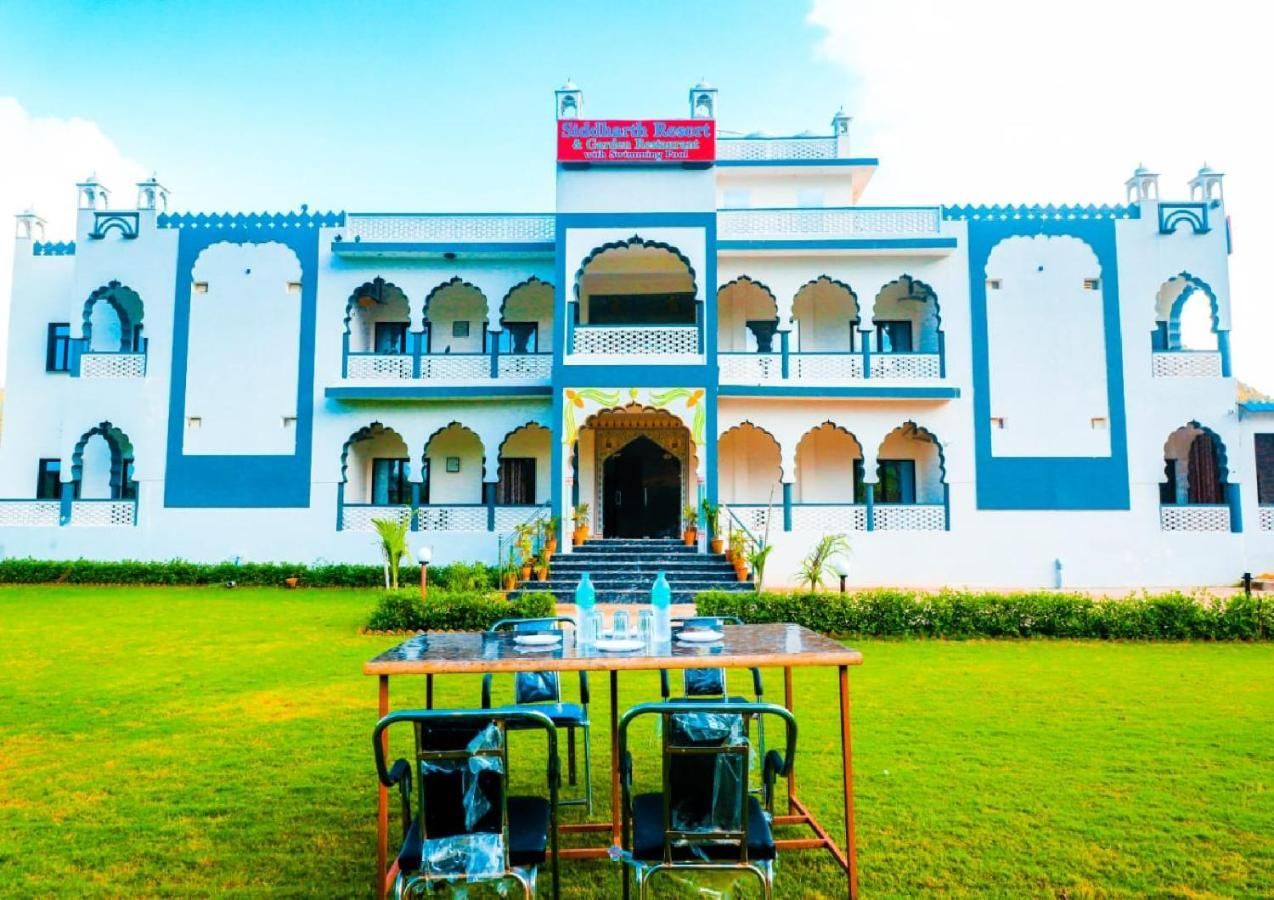 Hotel Exterior