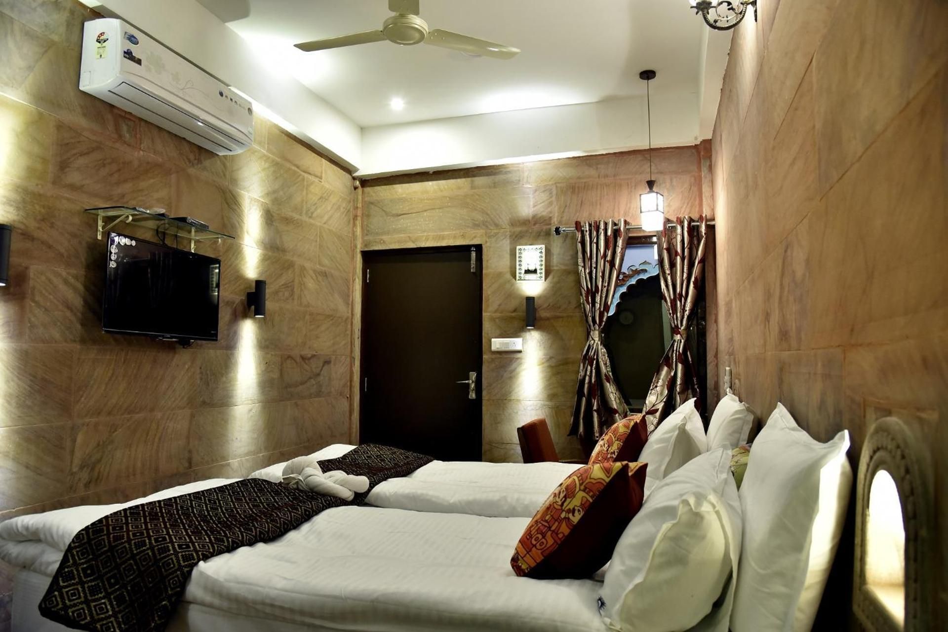 Heritage Deluxe Room