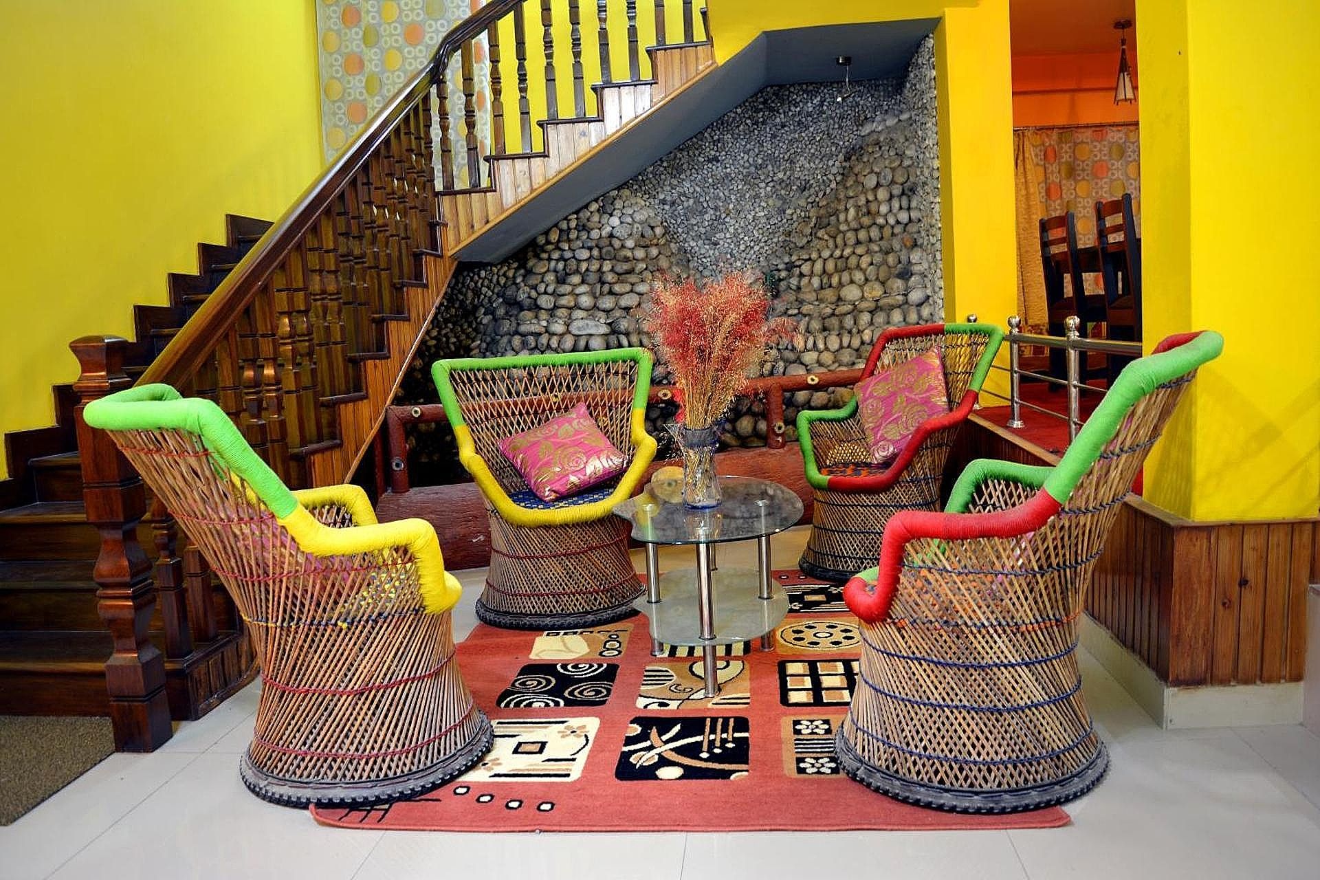 Shared lounge/TV area