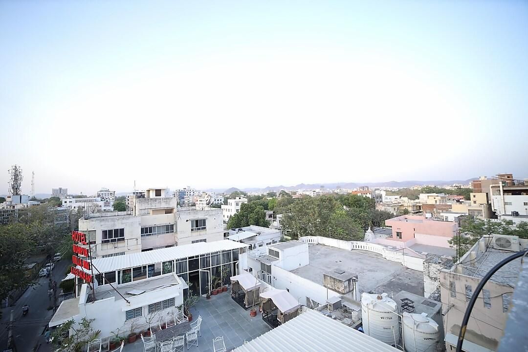 Hotel Damanis