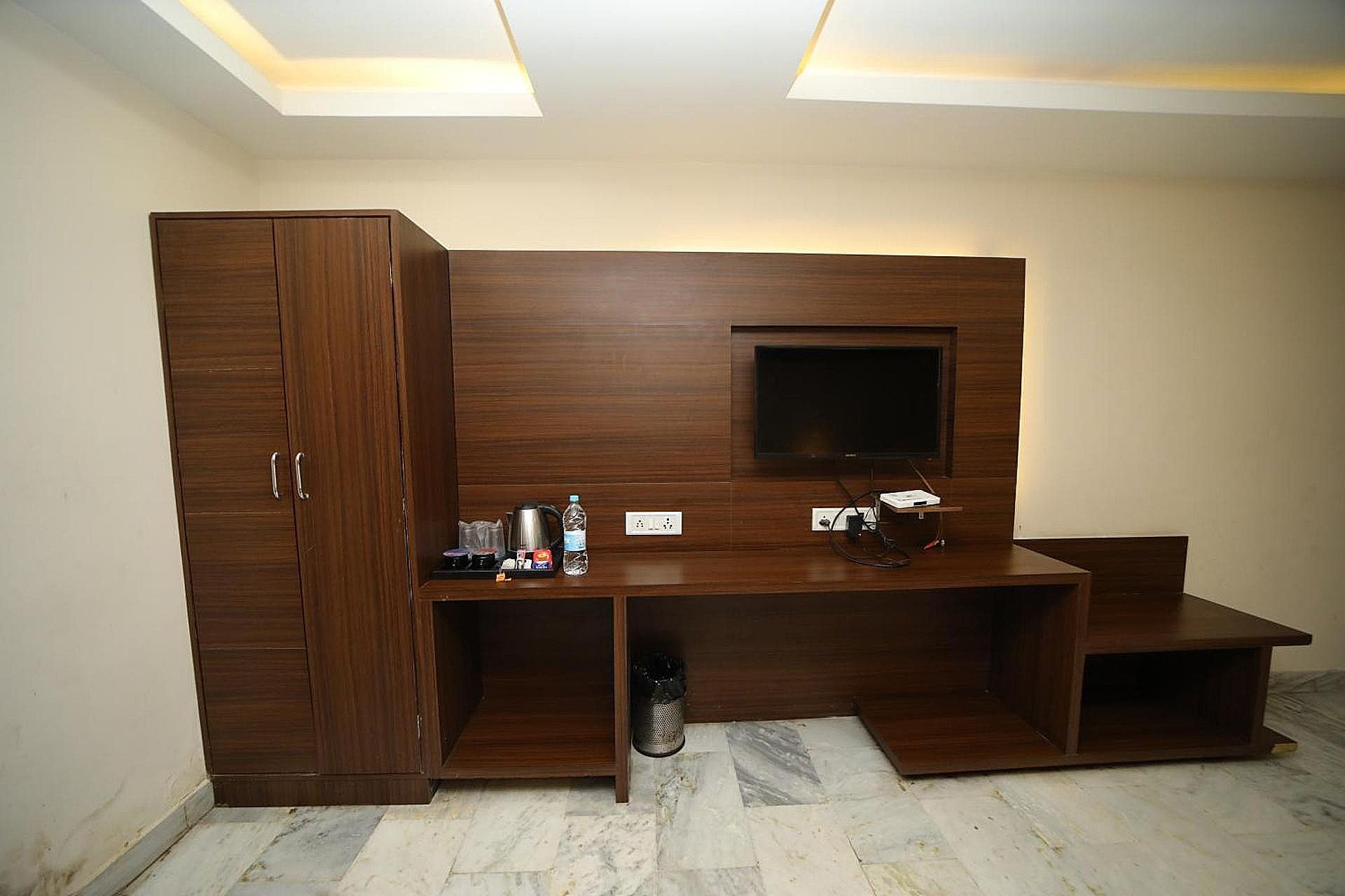 Hotel Damanis