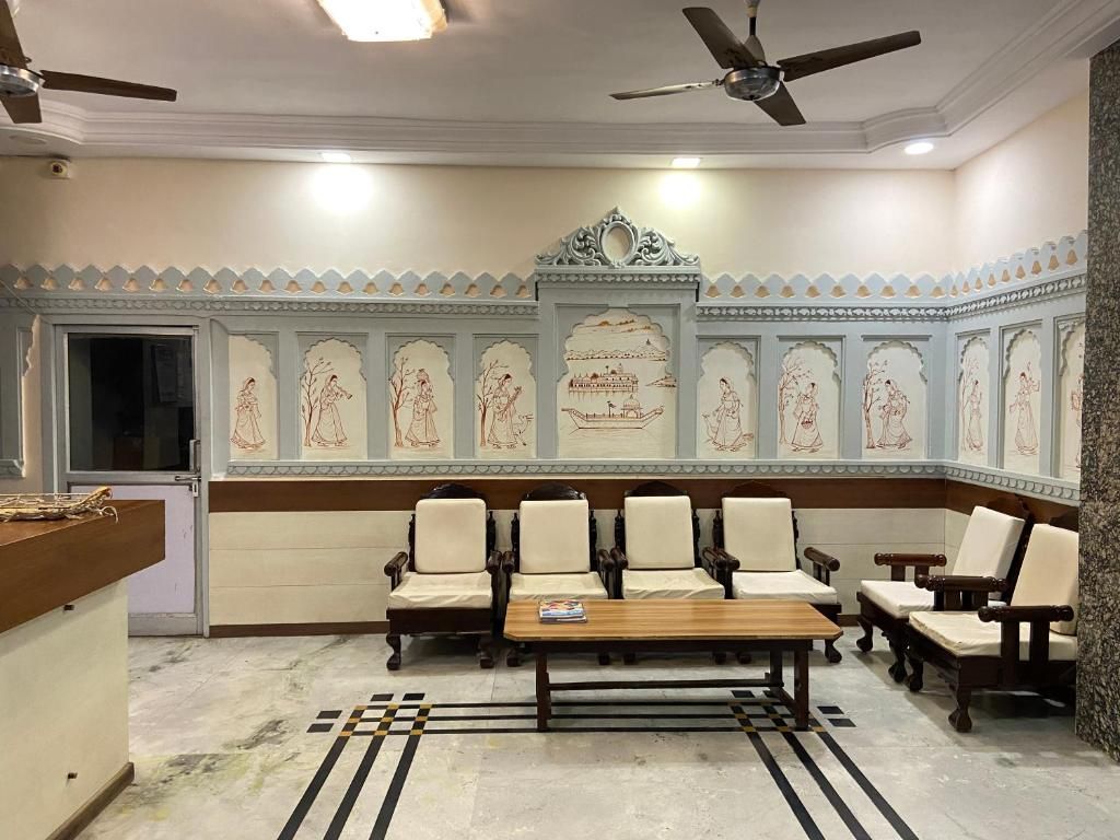 Hotel Damanis