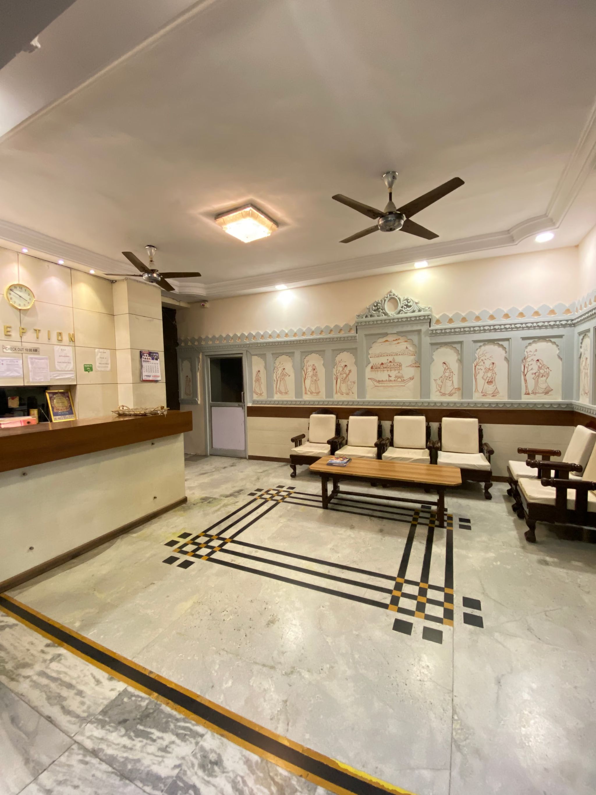 Hotel Damanis