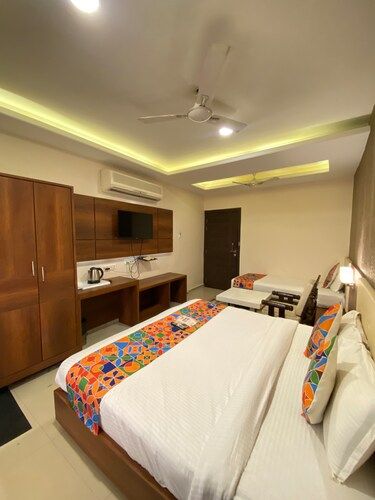 Hotel Damanis