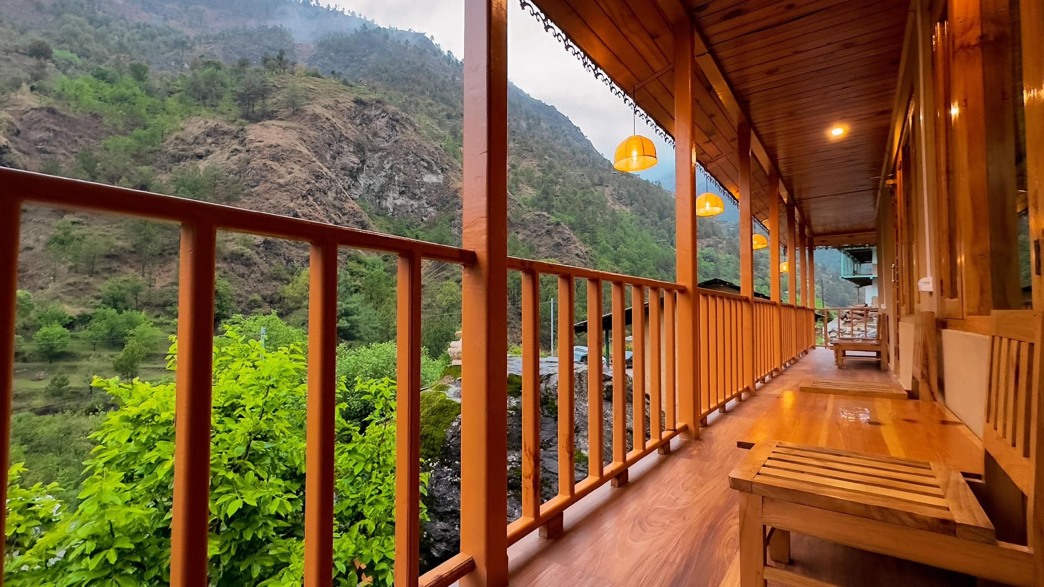 Mountain View King Room