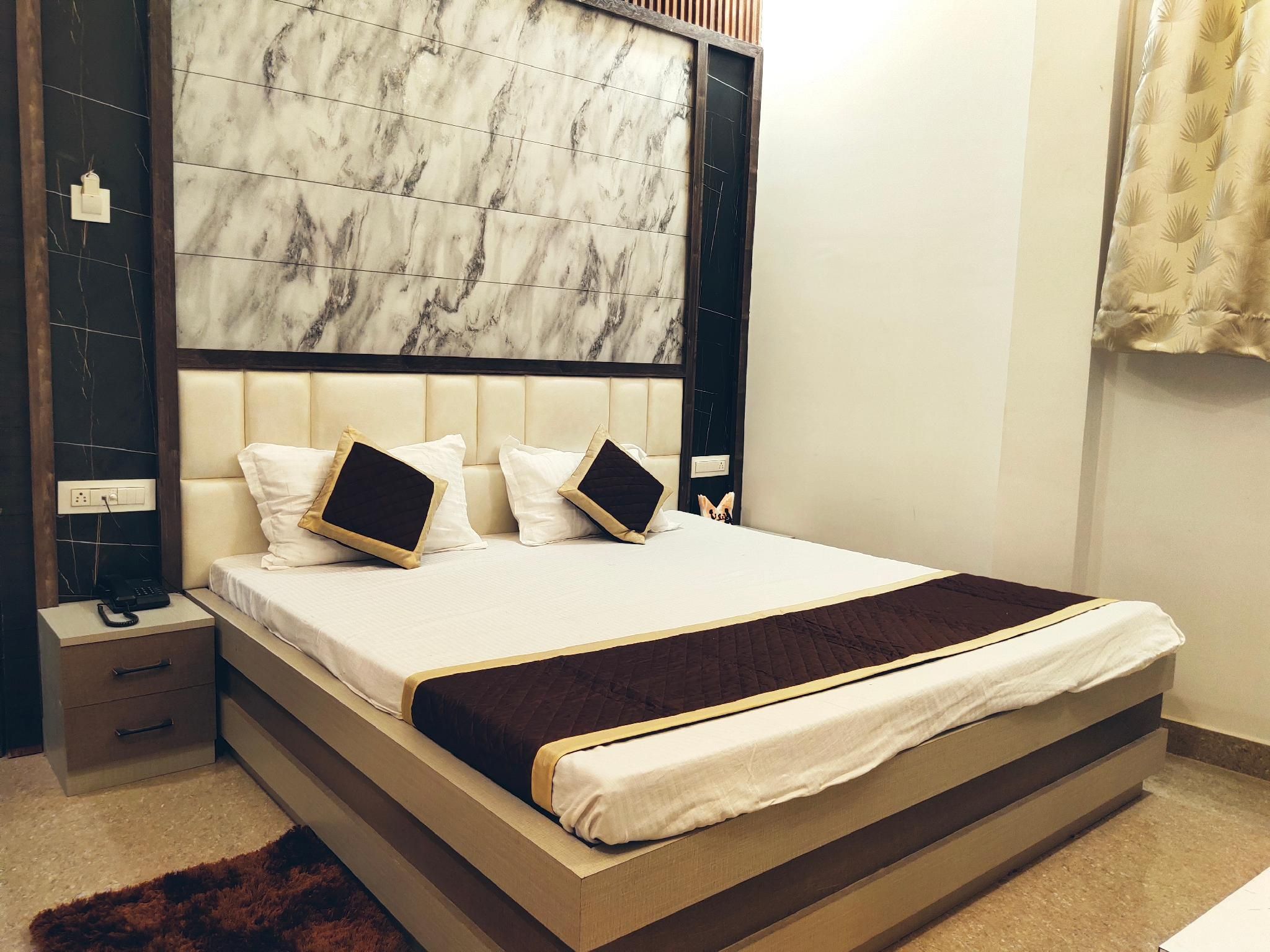 Super Deluxe Room