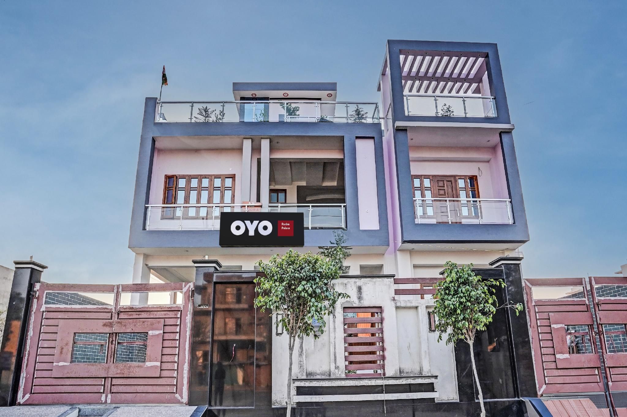 OYO Flagship Rudra Palace
