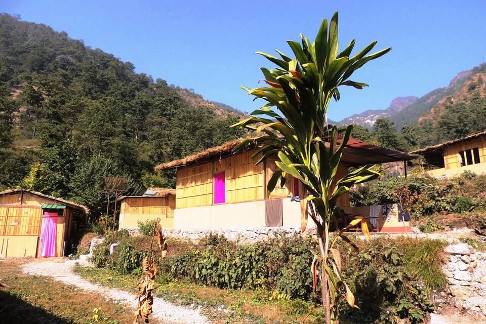 Rishikesh Valley Hotel