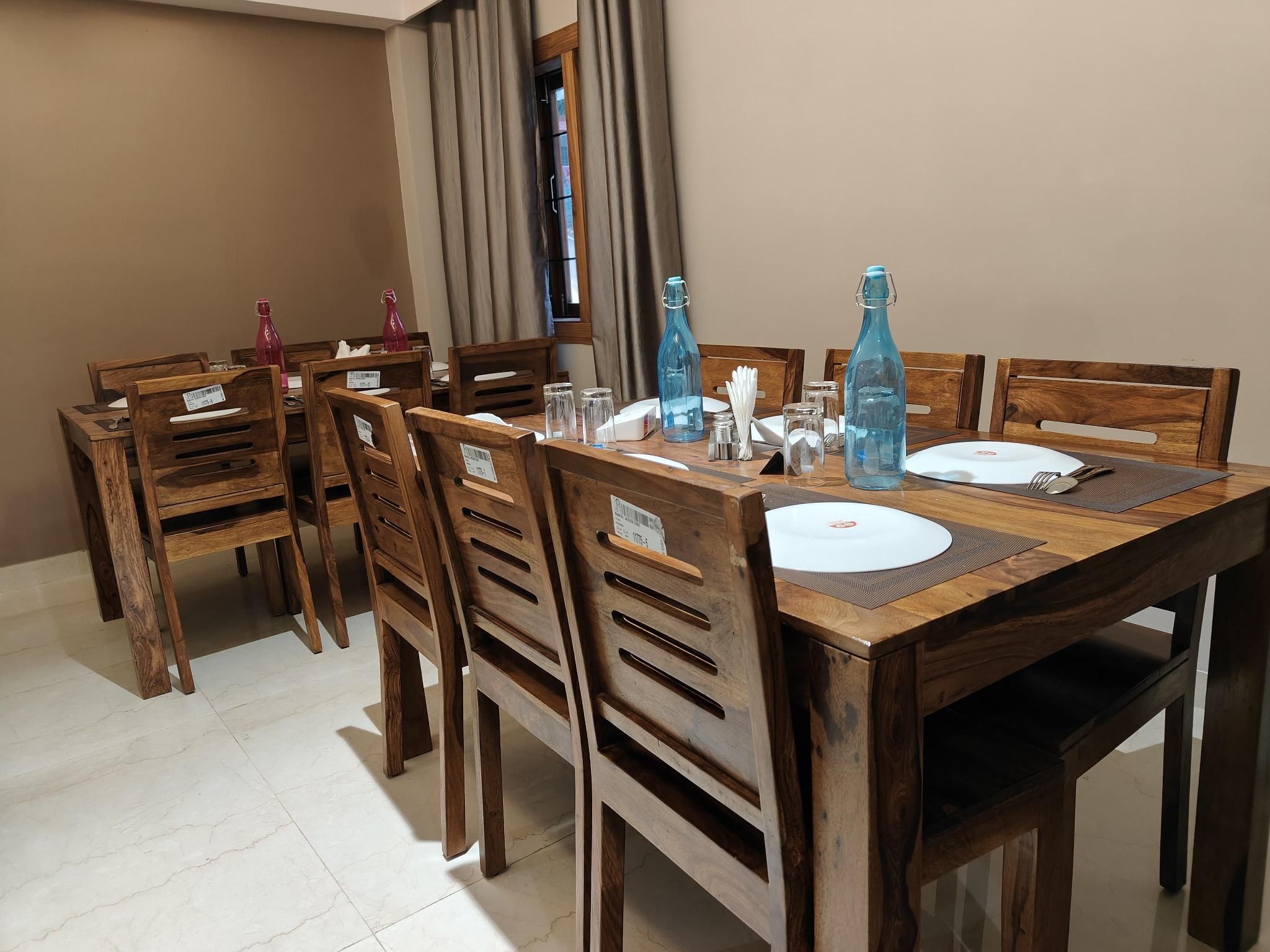 Food & Dining