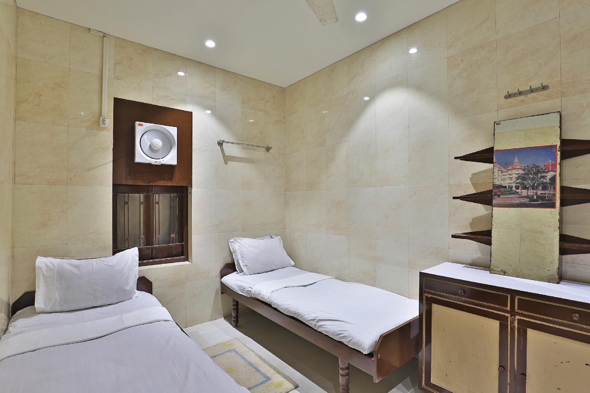 SPOT ON Room