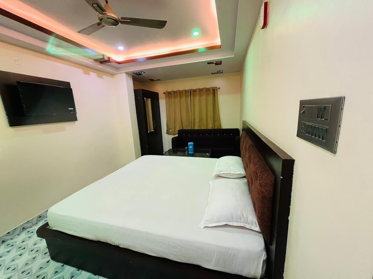 Double Bed Room With Fan