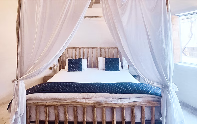 Deluxe Round Single Bedroom Cottage