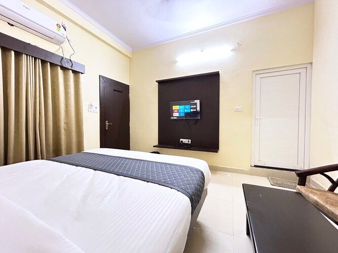 Nath Palace Classic 3