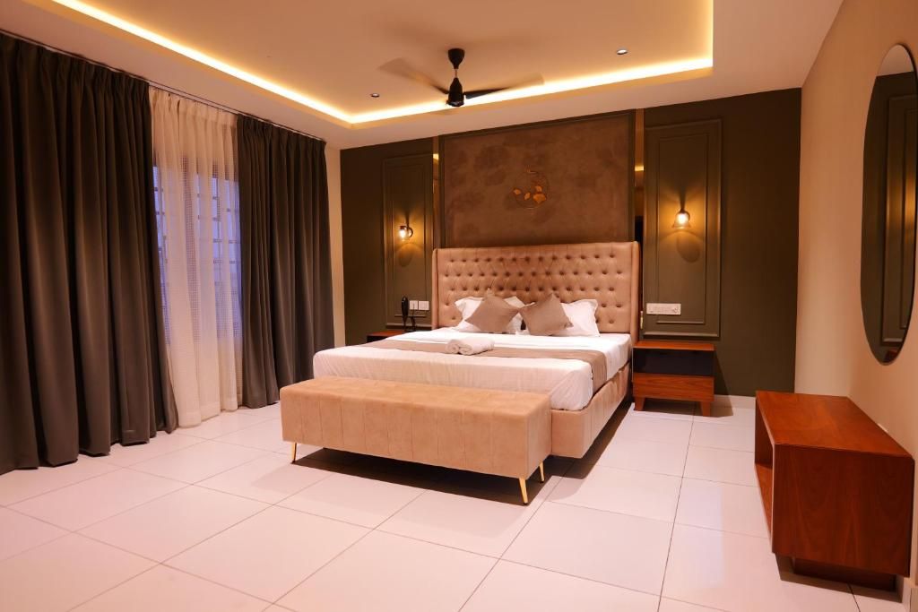 Hotel Classico International Deluxe with Balcony