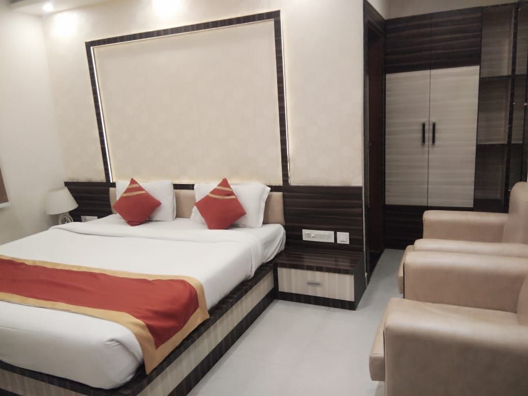 Shri Sai Hotel Economy Room
