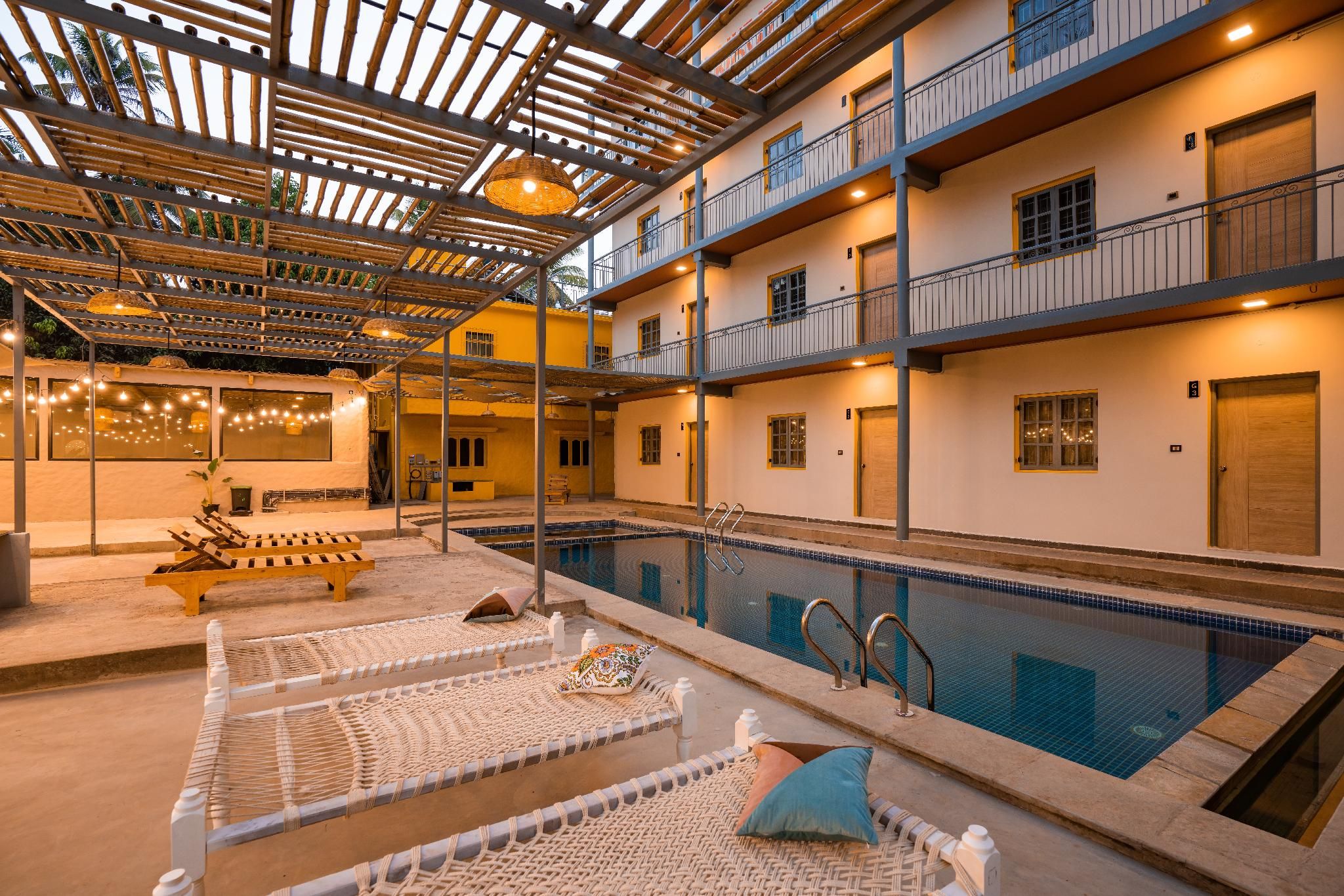 Pool