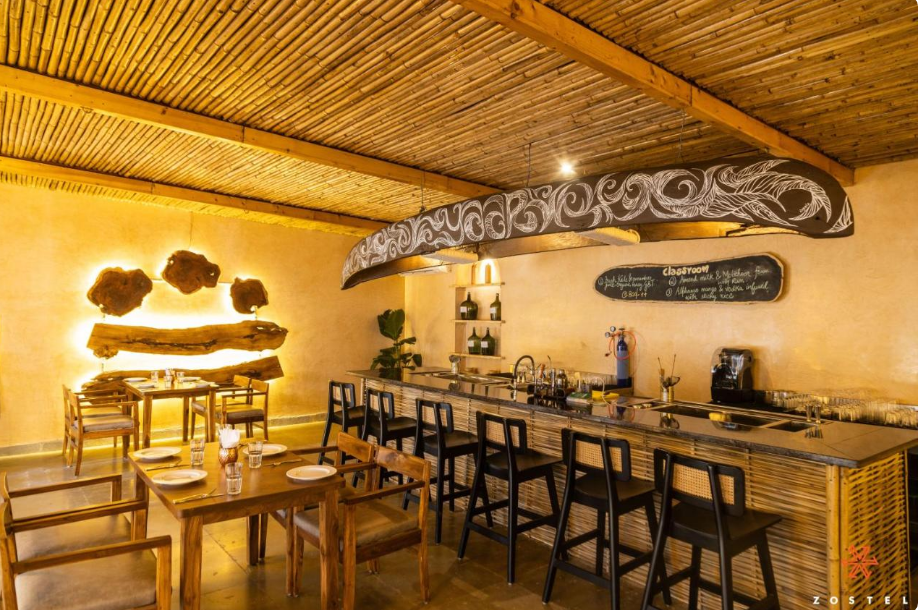 Food & Dining