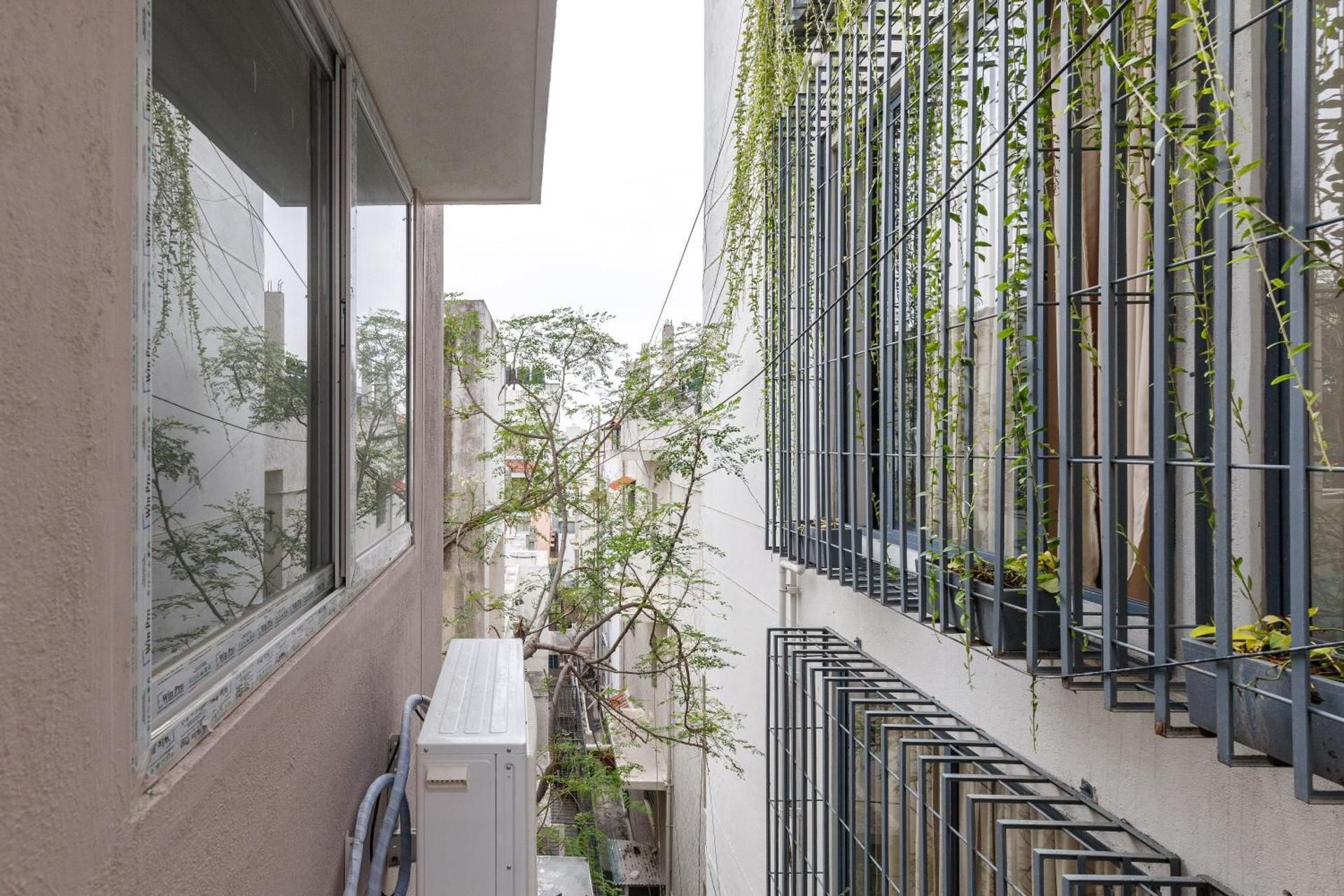 2 Bedroom Apartment, Balcony