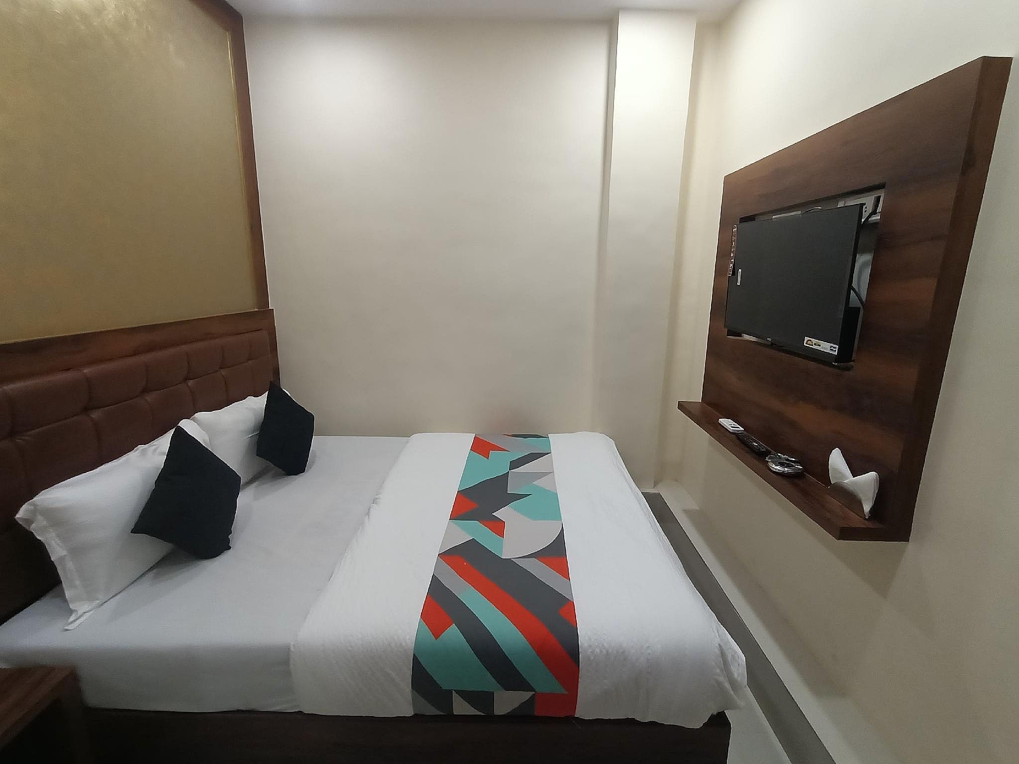 Hotel Lavender Andheri Marol Deluxe Ac Room 2