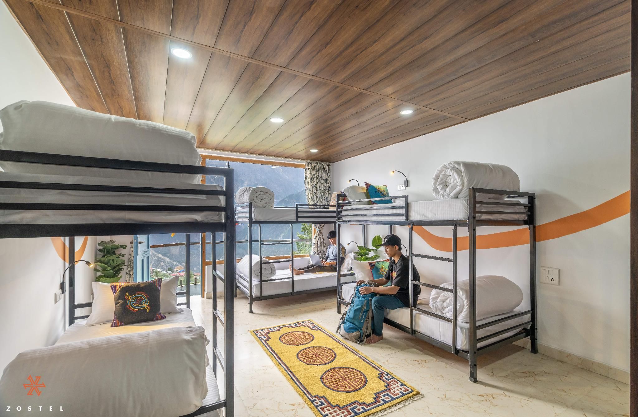 1 Person in 6-Bed Deluxe Dormitory - Mixed