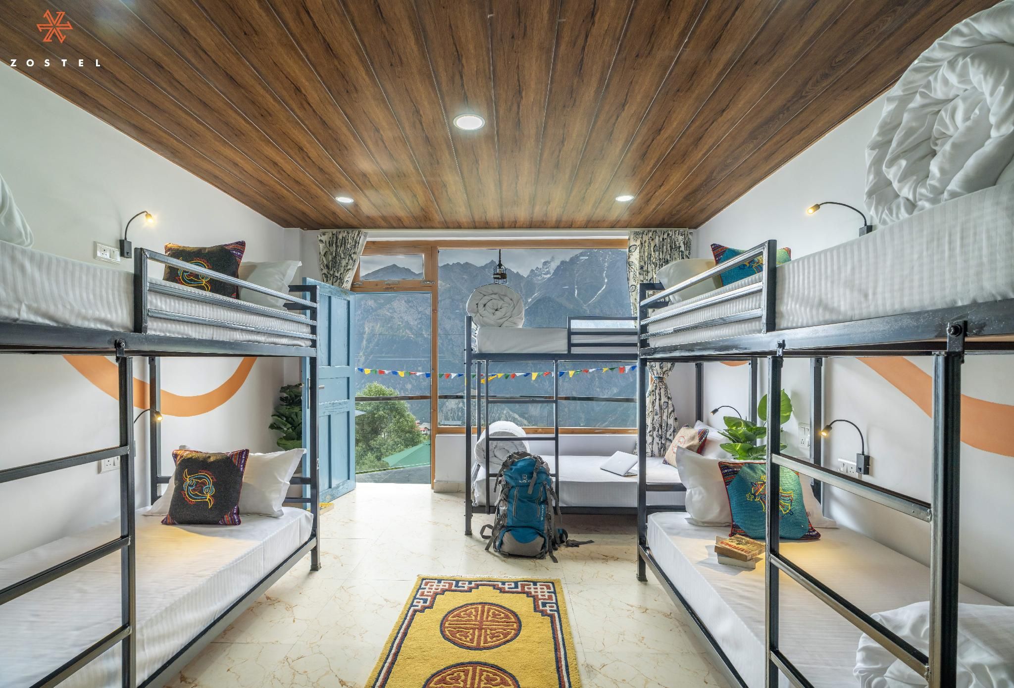 1 Person in 6-Bed Deluxe Dormitory - Mixed