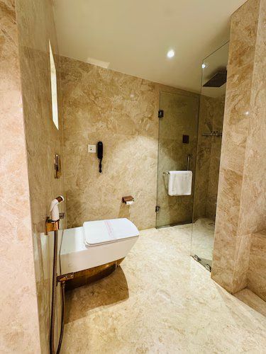 PRESIDENTIAL SUITE ROOM