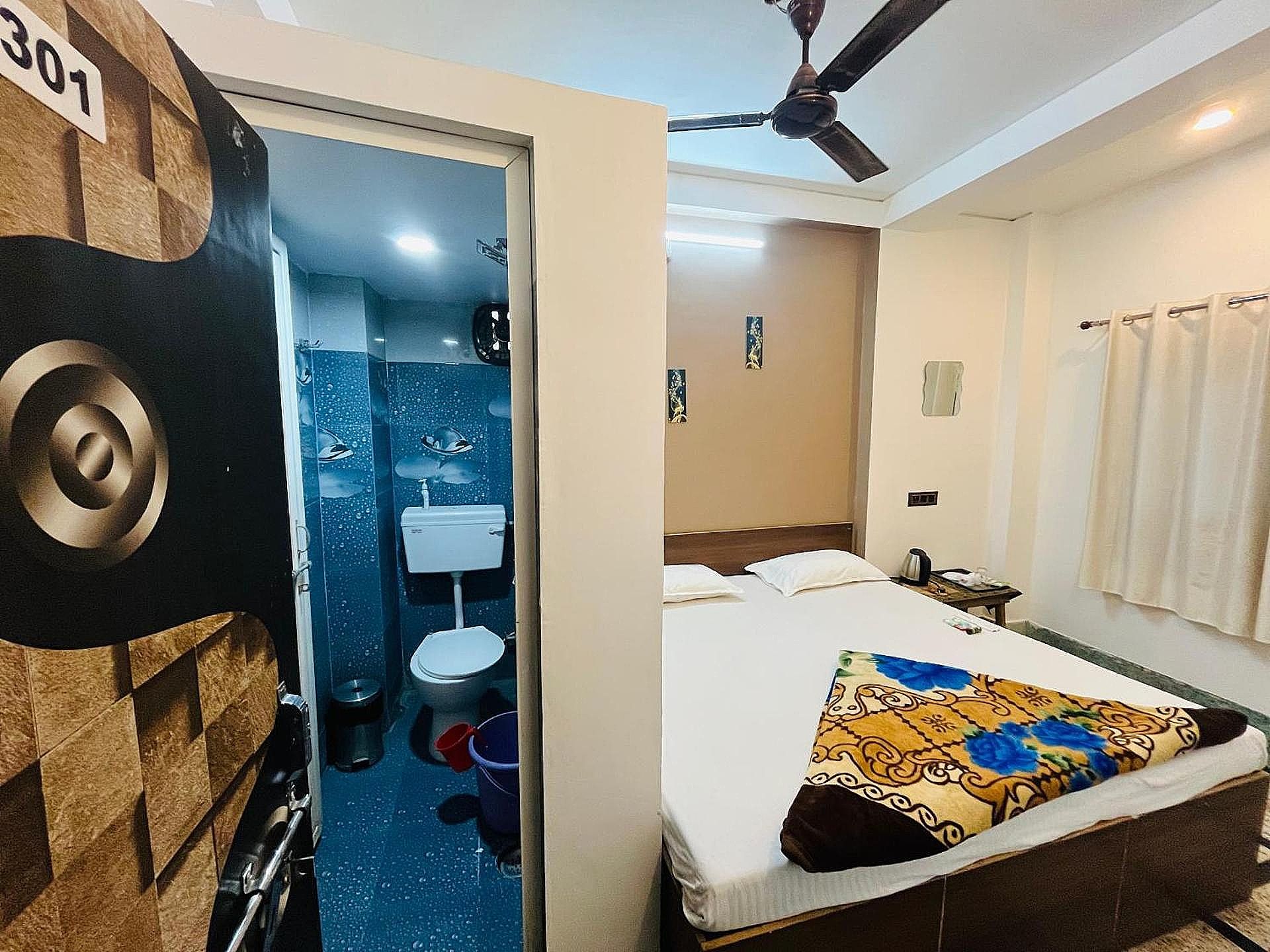 Standard King Room