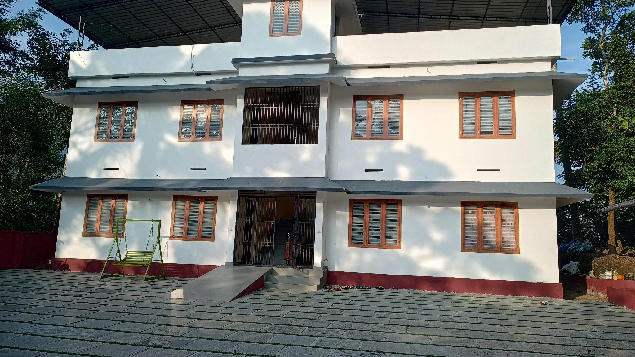 SOUPARNIKA LAKEVIEW HOMESTAY