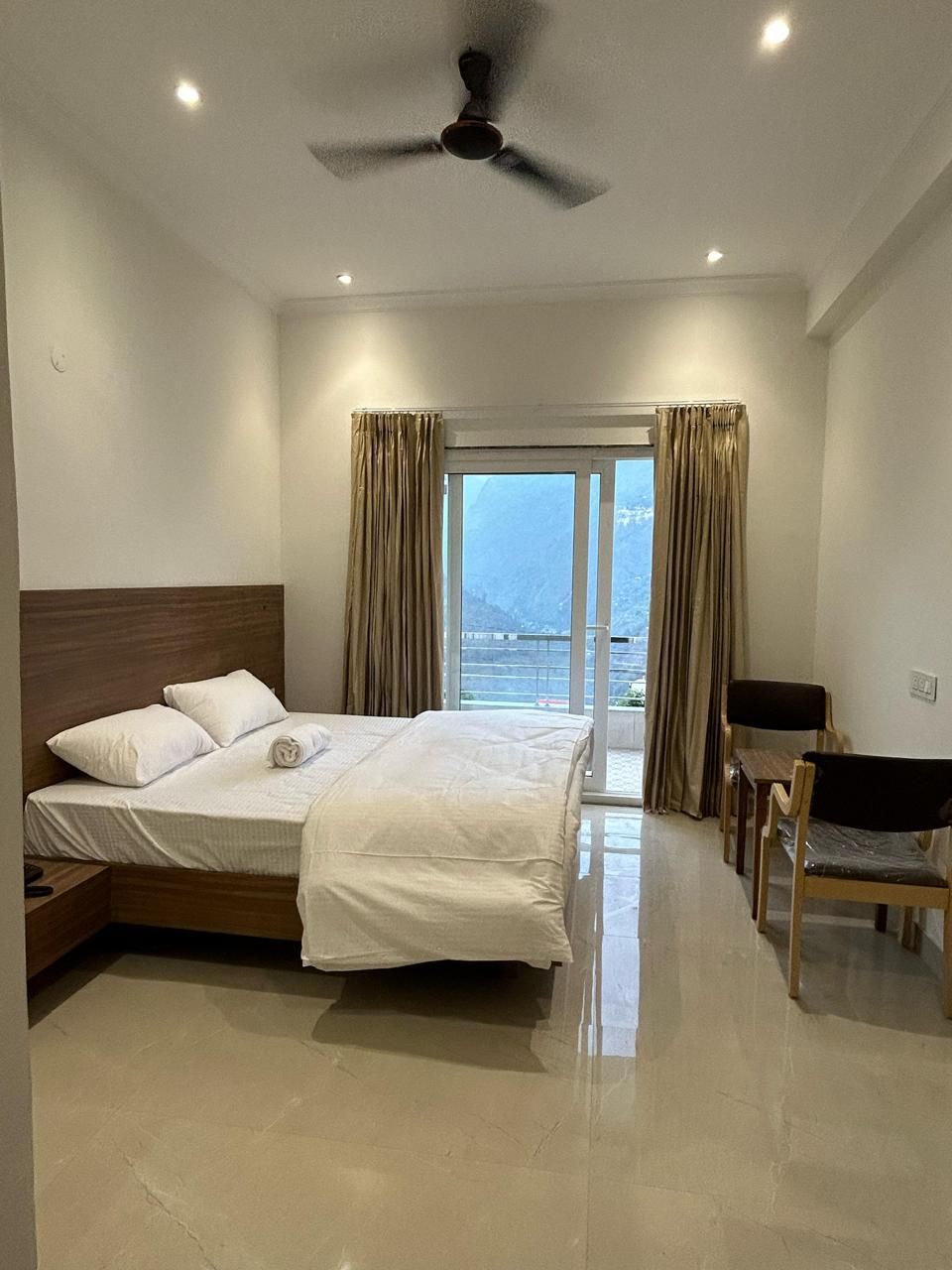 Hotel Om Kedar Deluxe - Balcony 2