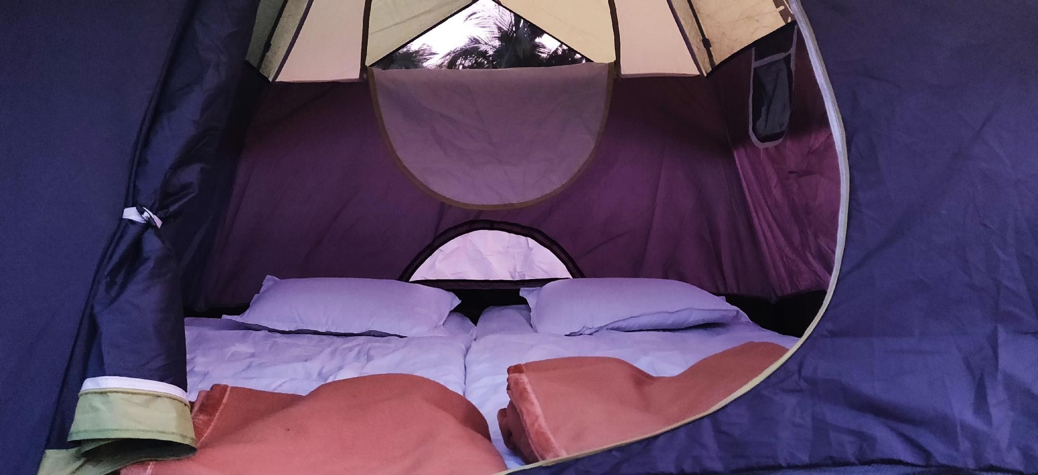 Tent Room