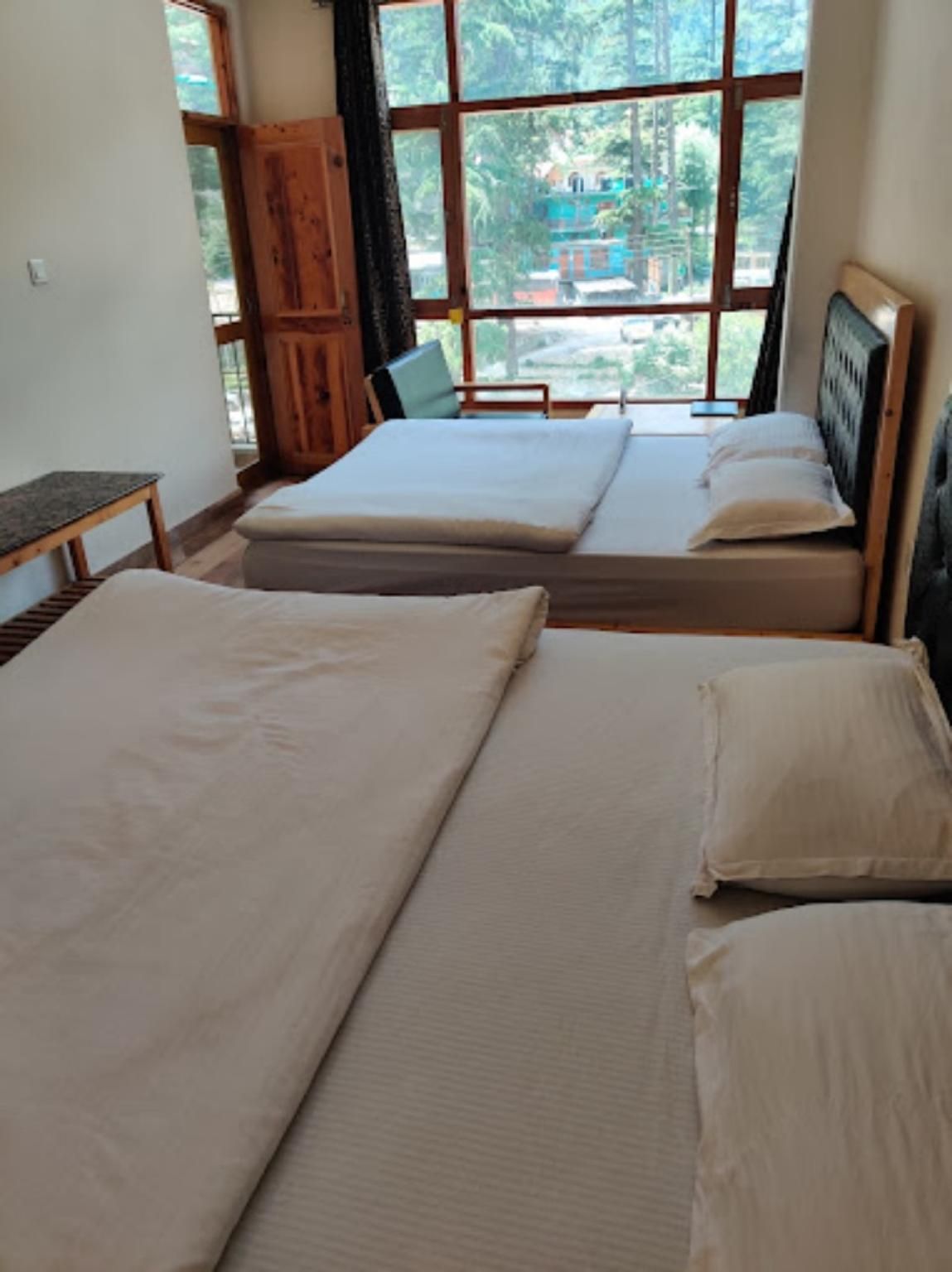 Deluxe Suite Room