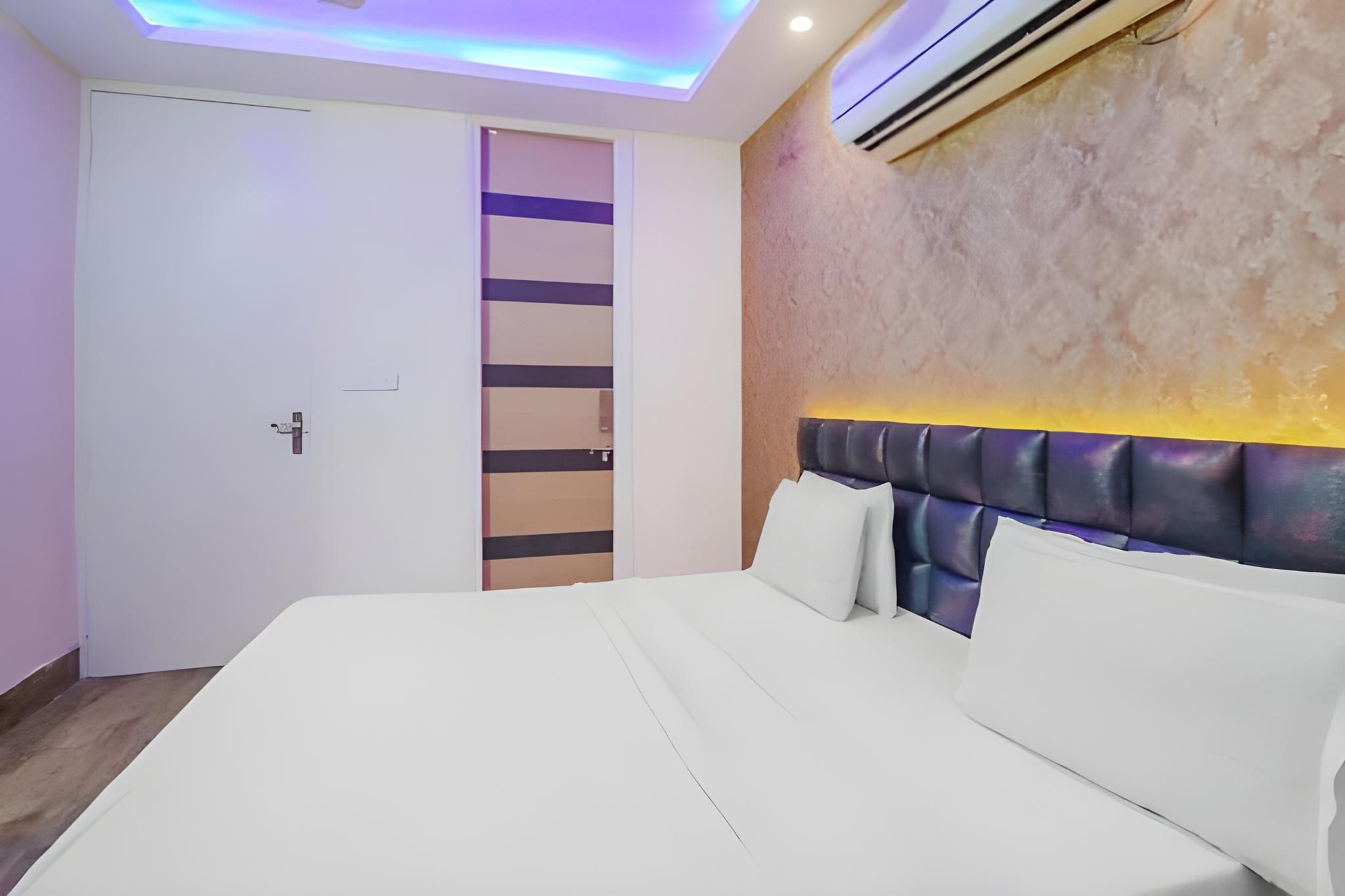 Deluxe Double or Twin