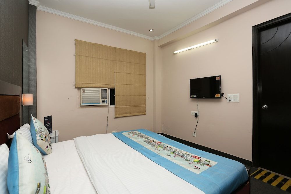 OYO 6575 Shivaay Residency Double or Twin Room 11