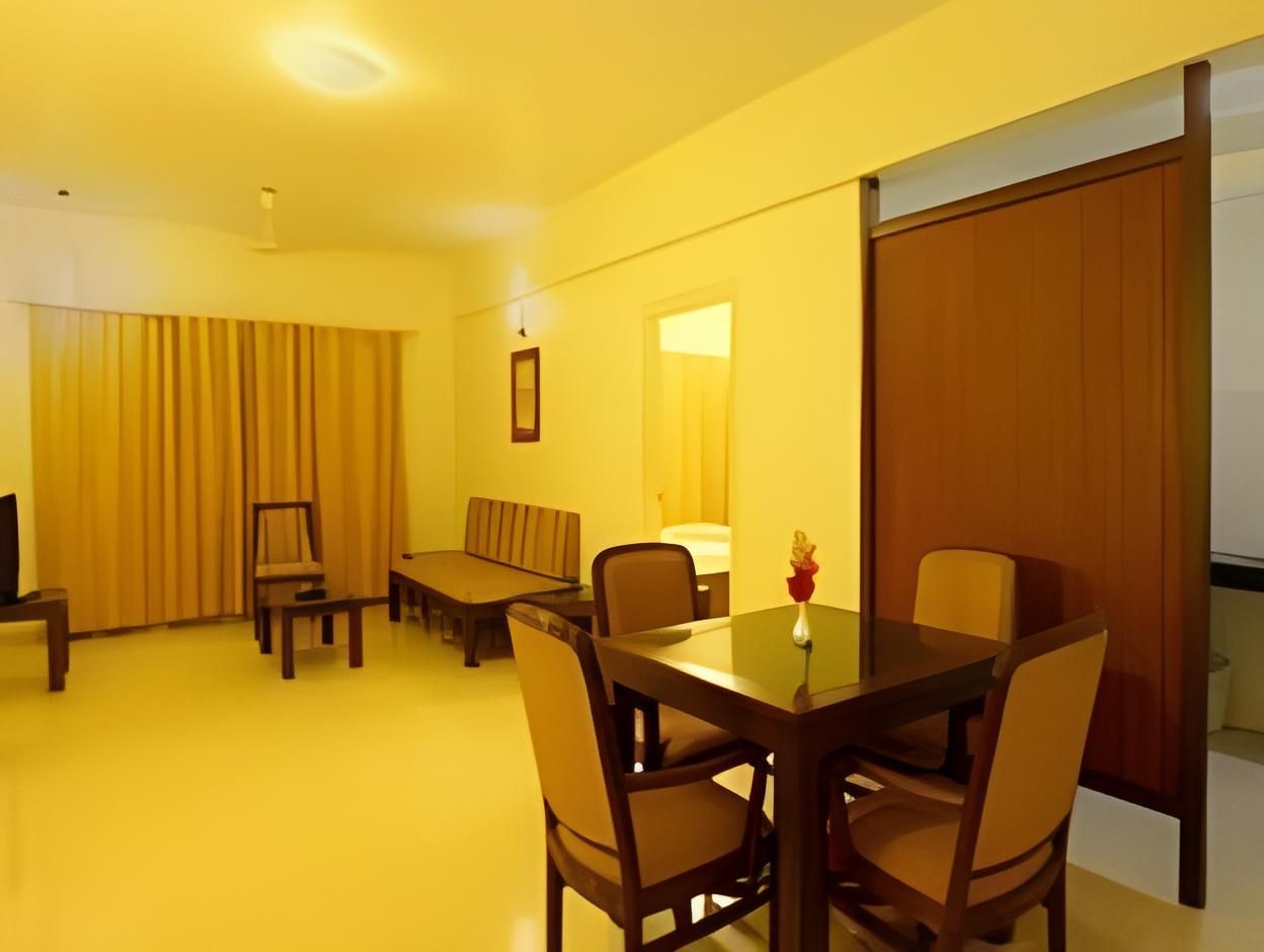 Sun-n-Sand Suites Studio Suite 3