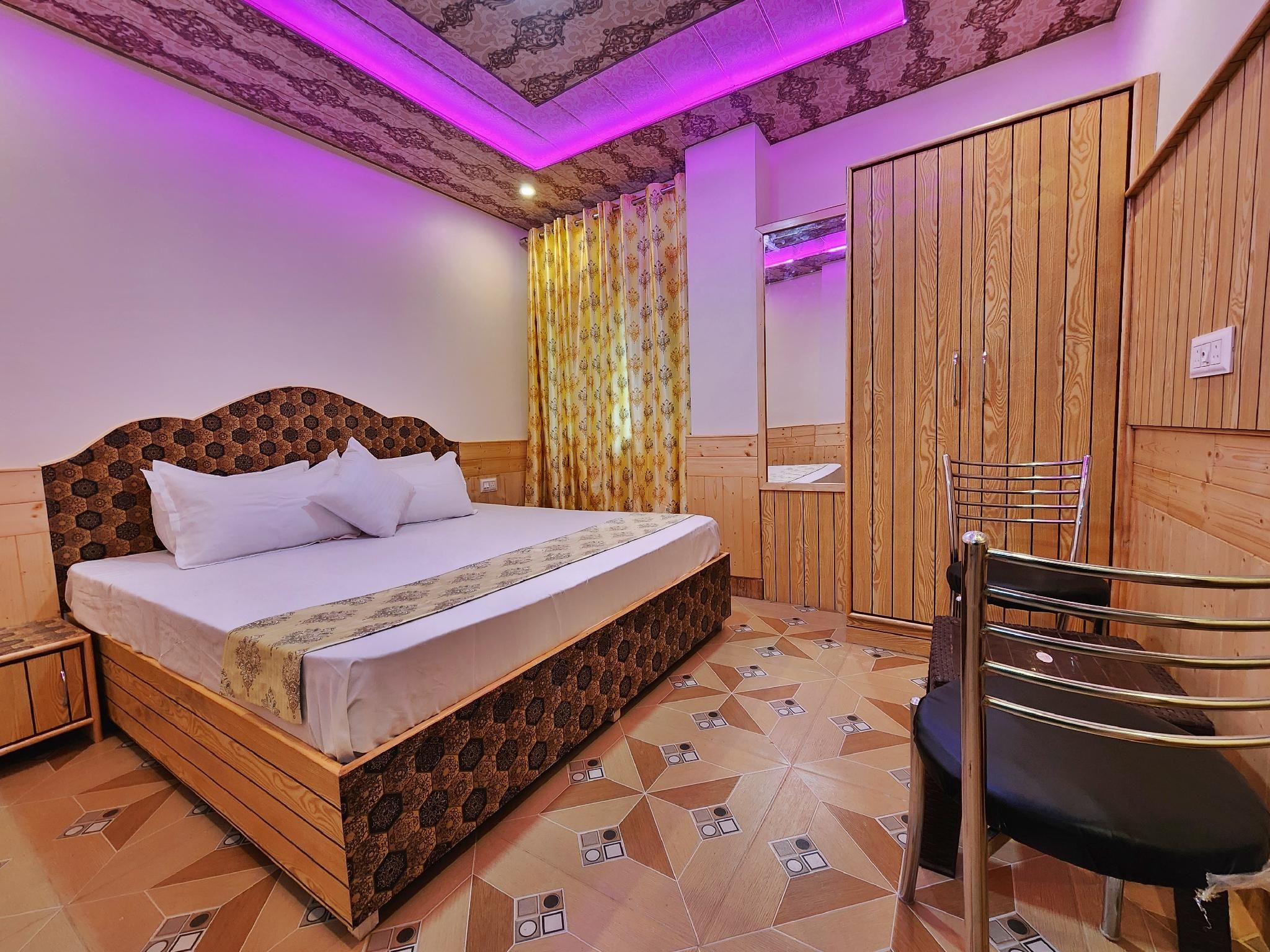 Deluxe Room Double