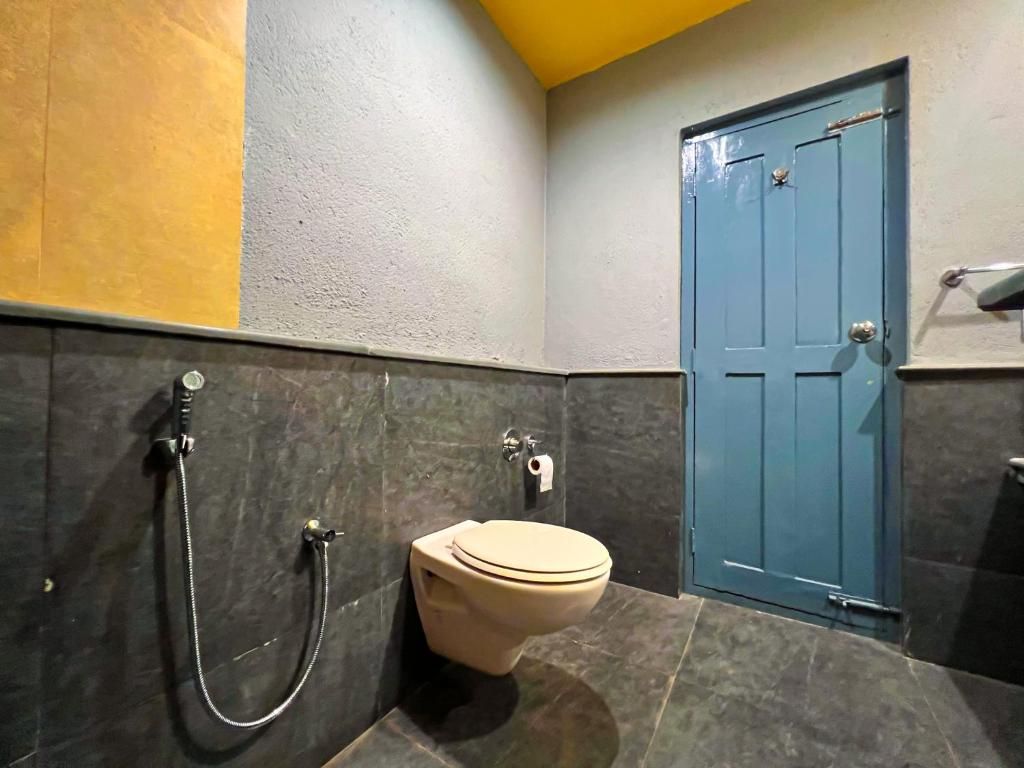 Bed in 4 Bed Female Dormitory with Balcony and Valley View