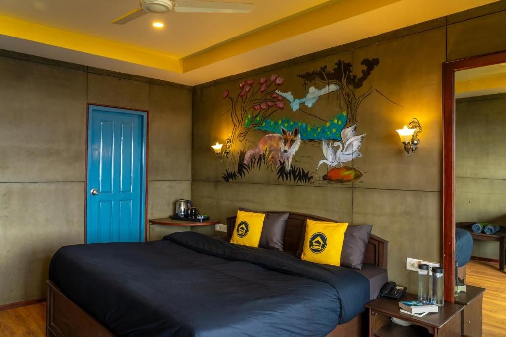 Superior Double Room with Balcony and Valley View