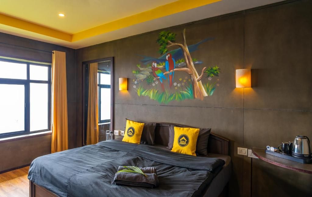 Superior Double Room with Balcony and Valley View