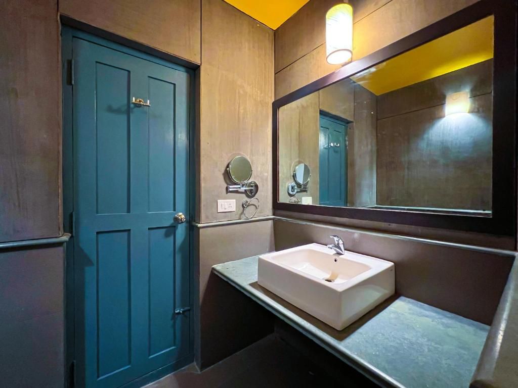 Bed in 4 Bed Female Dormitory with Balcony and Valley View